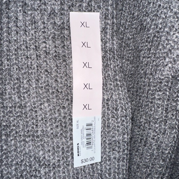 Women’s Sweater - Picture 4 of 4